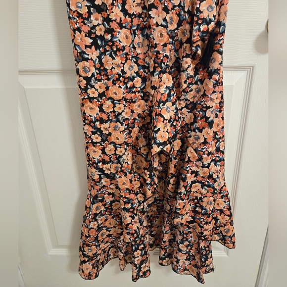 Indulge Floral Ruffle Off The Shoulders Maxi Dress in Black and Pink Size Large - Picture 3 of 11